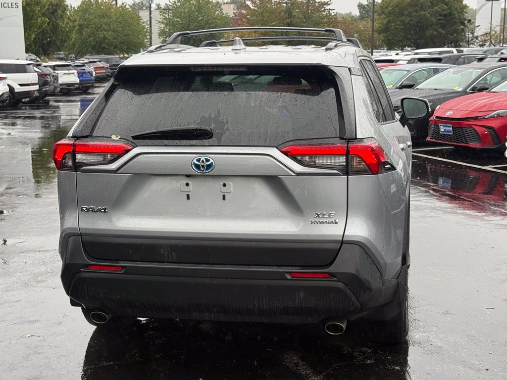 Certified 2024 Toyota RAV4 XLE AWD/4WD image 8