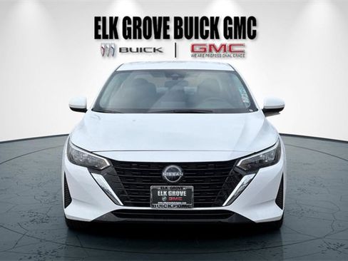 Used 2025 Nissan Sentra SV image 9