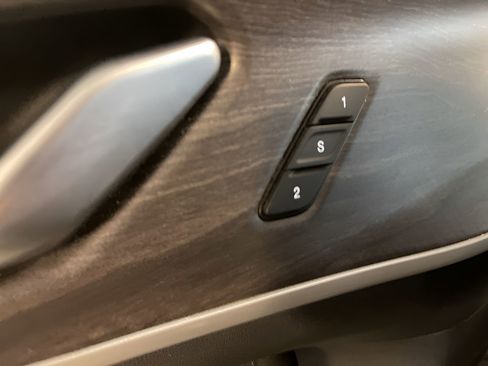 Used 2023 Jeep Grand Cherokee Limited image 38