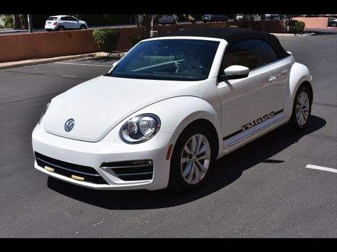 Used 2017 Volkswagen Beetle 1.8T S FWD image 6