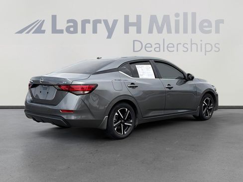 Used 2024 Nissan Sentra SV image 6