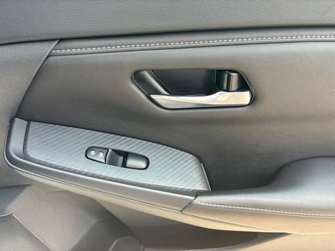 Used 2025 Nissan Sentra SV w/ All-Weather Package FWD image 14