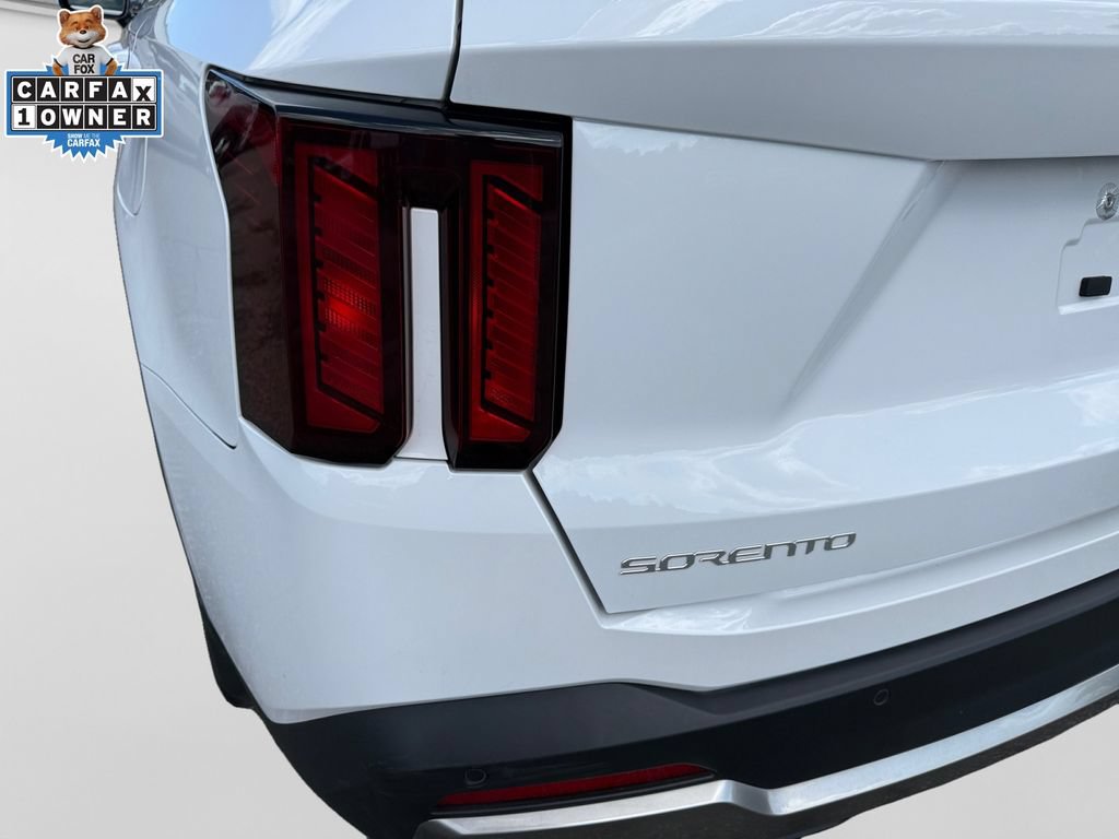 Certified 2025 Kia Sorento S w/ Panoramic Sunroof Package FWD image 20