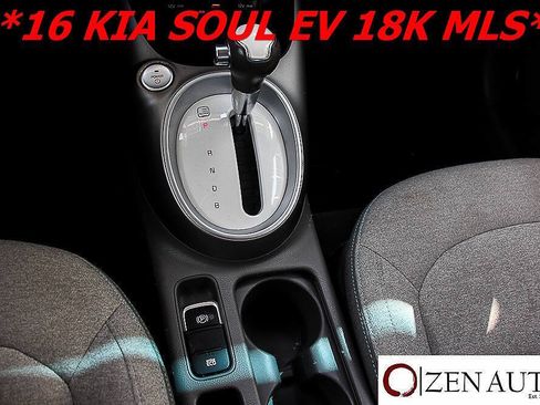 Used 2016 Kia Soul EV FWD image 18