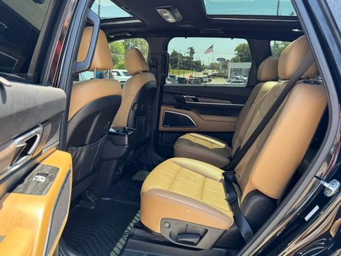 Used 2021 Kia Telluride SX w/ Nightfall Edition Package AWD/4WD image 10
