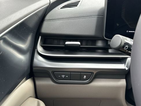 New 2026 Kia Carnival FWD image 22