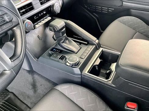 Used 2025 Toyota Tacoma SR5 image 15