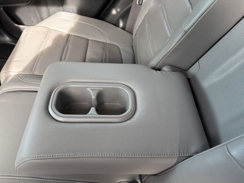 Used 2018 Honda CR-V EX-L image 16