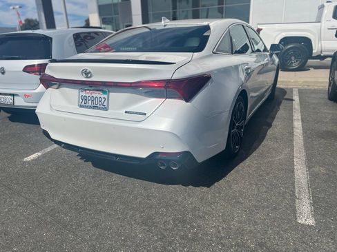 Certified 2022 Toyota Avalon Touring w/ Advanced Safety Package FWD image 7