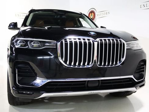 Used 2022 BMW X7 xDrive40i w/ Executive Package AWD/4WD image 9