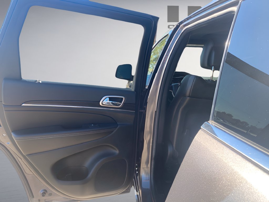 Used 2014 Jeep Grand Cherokee Limited AWD/4WD image 15