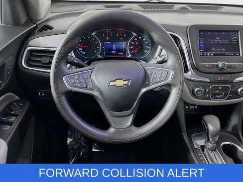 Used 2022 Chevrolet Equinox LS w/ LS Convenience Package image 12