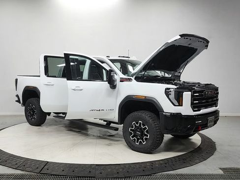 New 2026 GMC Sierra 2500 AT4X AWD/4WD image 9