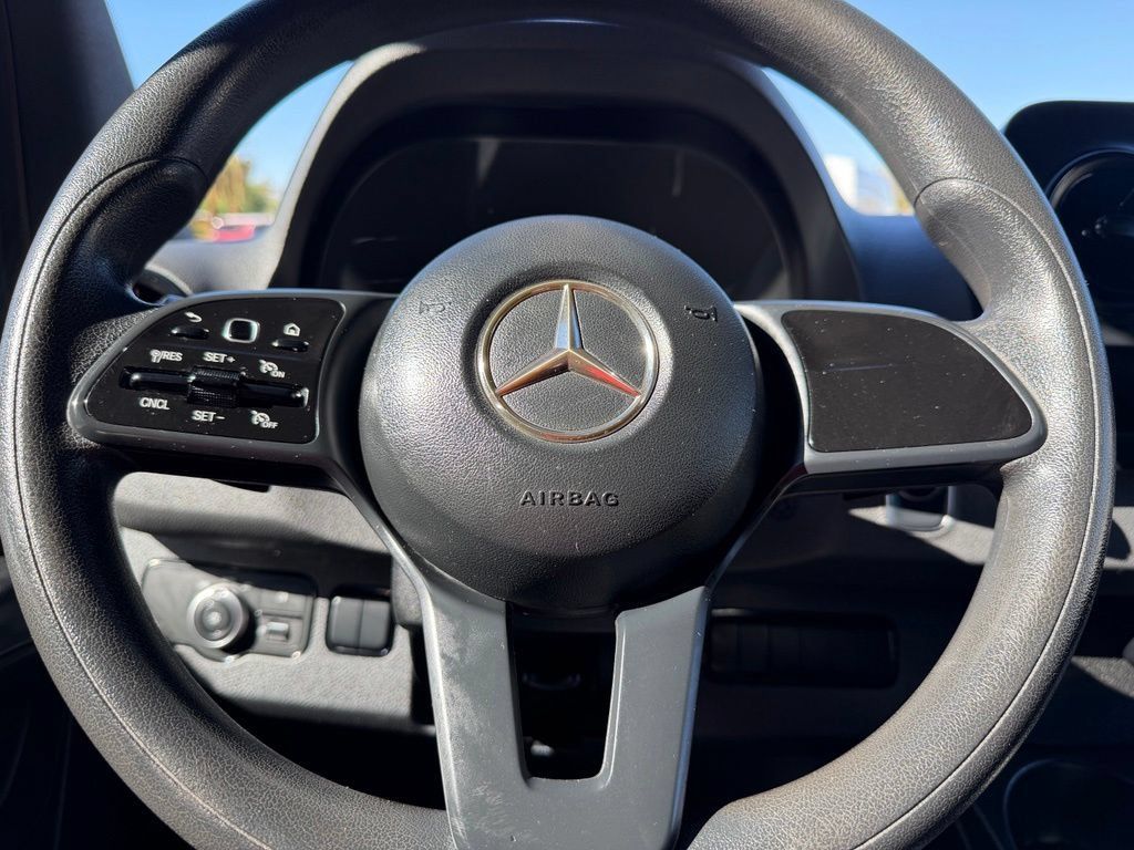 Used 2019 Mercedes-Benz Sprinter 144 image 24