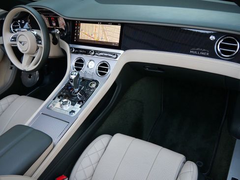 Used 2022 Bentley Continental GT Mulliner AWD/4WD image 2