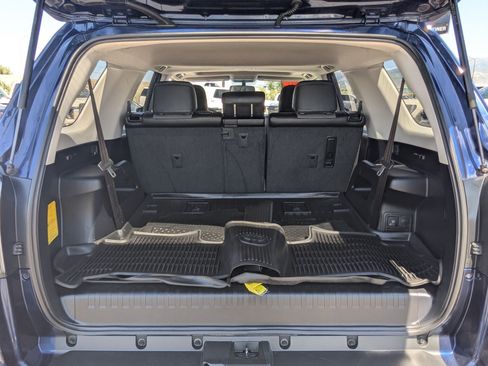 Used 2019 Toyota 4Runner SR5 Premium w/ Wilderness Package AWD/4WD image 34