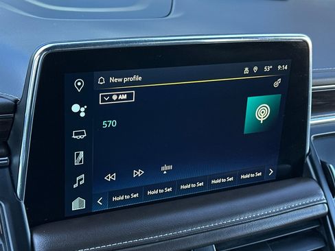 Used 2024 Chevrolet Suburban LT image 27