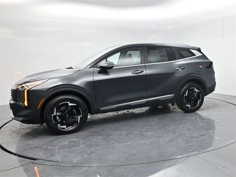 New 2026 Kia Sportage EX image 4