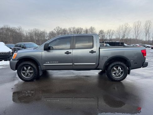 Used 2015 Nissan Titan PRO-4X image 2