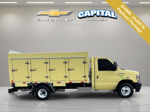 Used 2022 Ford E-450 and Econoline 450 Super Duty RWD image 10