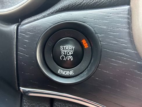 Used 2015 Jeep Grand Cherokee Summit w/ Platinum Series Group AWD/4WD image 38