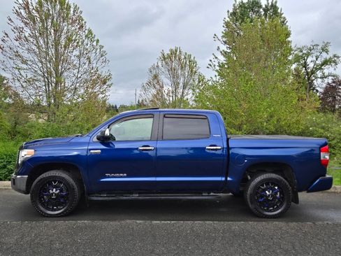 Used 2014 Toyota Tundra Limited w/ Limited Premium Package AWD/4WD image 3