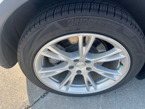 Used 2022 Tesla Model Y Long Range AWD/4WD image 9