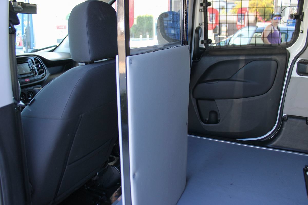 Used 2021 RAM ProMaster City Tradesman SLT w/ Window Group 05 FWD image 16