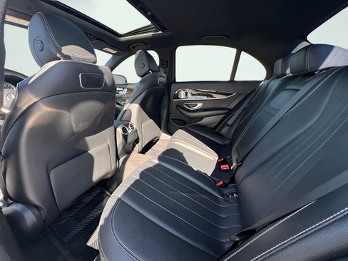 Used 2019 Mercedes-Benz E 300 image 18