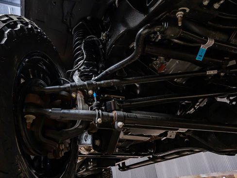 Used 2025 Ford F350 Lariat w/ Black Appearance Package image 14