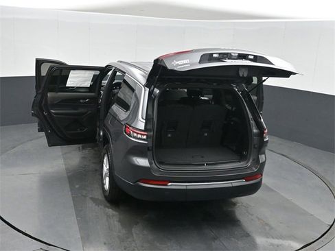 New 2025 Jeep Grand Cherokee L Laredo image 53