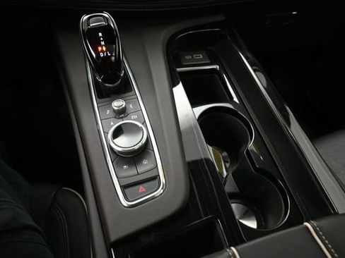 Used 2024 Cadillac Escalade Sport AWD/4WD image 11