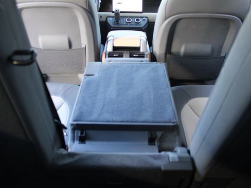 Used 2024 Land Rover Defender 130 X image 52