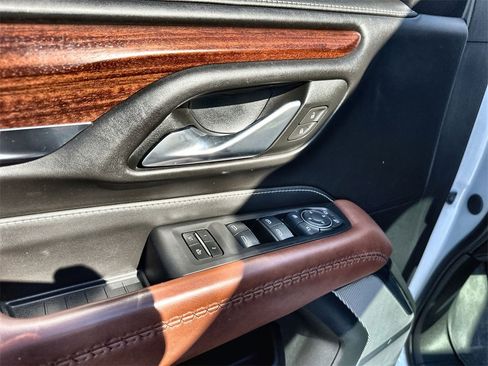 Used 2024 GMC Yukon Denali Ultimate image 22