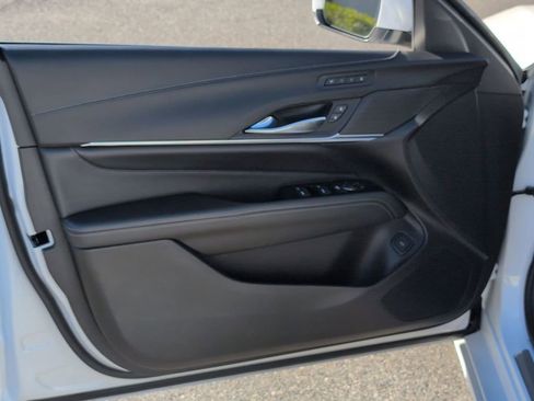 Used 2025 Cadillac CT4 Premium Luxury image 18