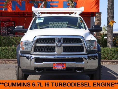 Used 2016 RAM 5500 Tradesman w/ Chrome Appearance Group RWD image 3