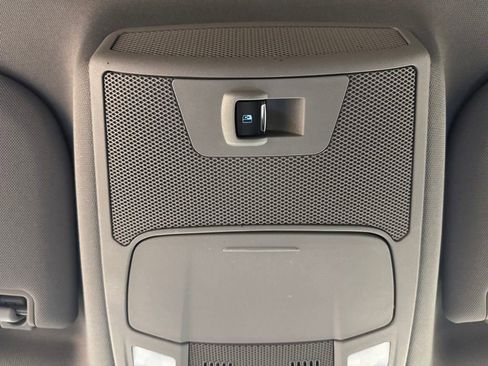 Used 2016 Ford F150 XLT w/ Equipment Group 302A Luxury AWD/4WD image 42
