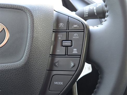 Used 2026 Toyota Prius LE image 29