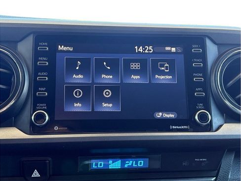 Used 2022 Toyota Tacoma TRD Sport w/ Technology Package RWD image 14