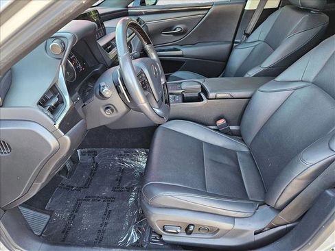 Used 2020 Lexus ES 300h w/ Premium Package FWD image 21