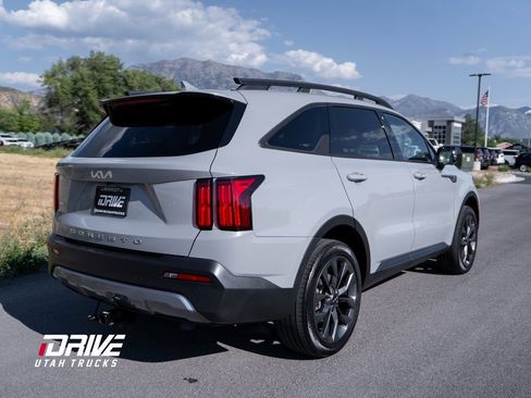Used 2022 Kia Sorento SX Prestige w/ Rust Color Package image 13