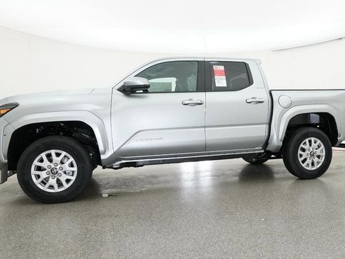 New 2026 Toyota Tacoma SR5 image 13