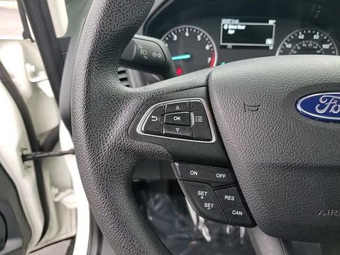 Used 2021 Ford EcoSport SE w/ SE Convenience Package image 15