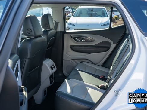 Certified 2023 GMC Terrain SLT w/ Tech Package image 20