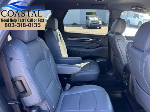 Used 2022 Buick Enclave Premium FWD image 23
