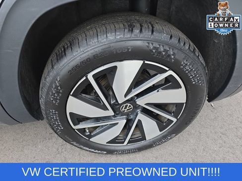 Used 2025 Volkswagen Atlas SE AWD/4WD image 29