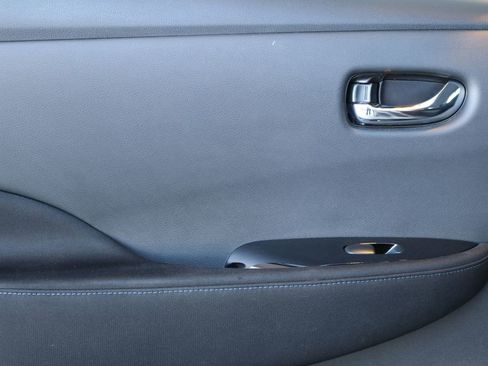 Used 2021 Nissan Leaf SV Plus image 21