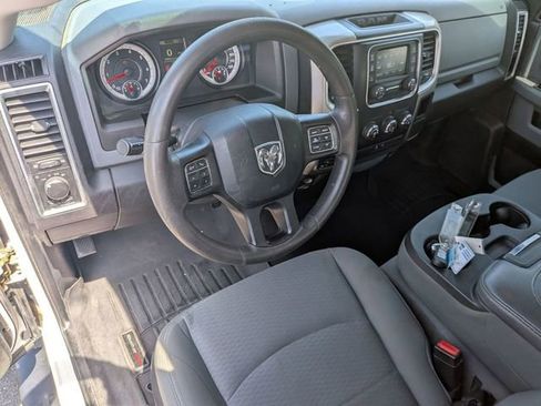 Used 2016 RAM 1500 Classic SLT AWD/4WD image 10