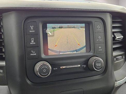 Used 2021 RAM 1500 Big Horn RWD image 23