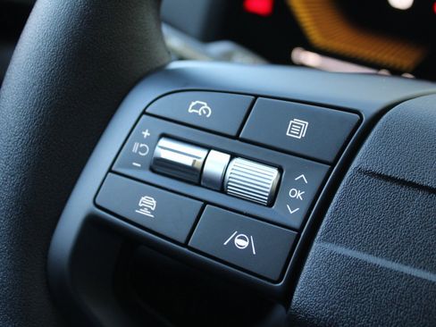 New 2025 Kia K4 LX image 23